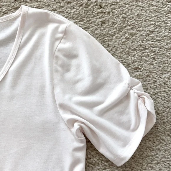 LulaRoe Short Sleeve Top - Picture 3 of 5